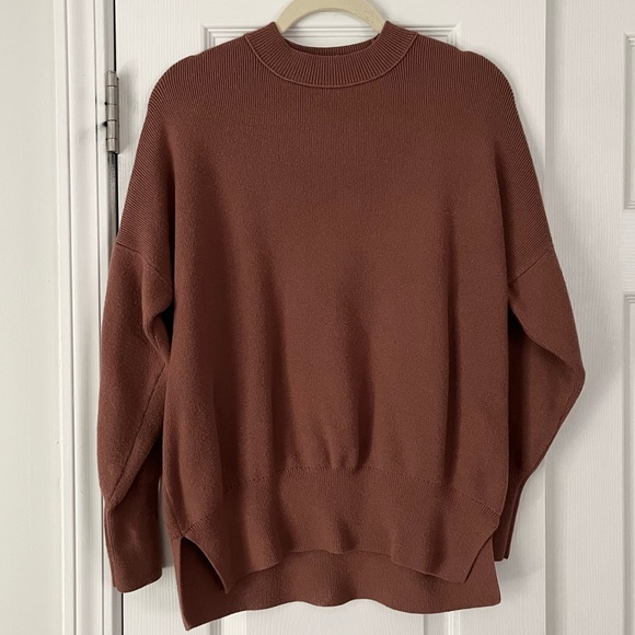 Abercrombie u0026 Fitch | Sweaters | Abercrombie Luxeloft Oversized  Leggingfriendly Crew Sweater | Poshmark